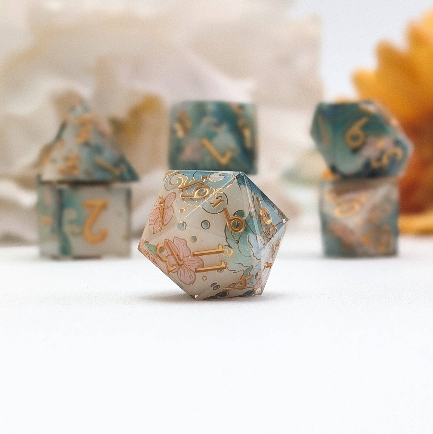 EBONWOOD - Tidal Focus - 7 Piece Luxury D&D Dice Set