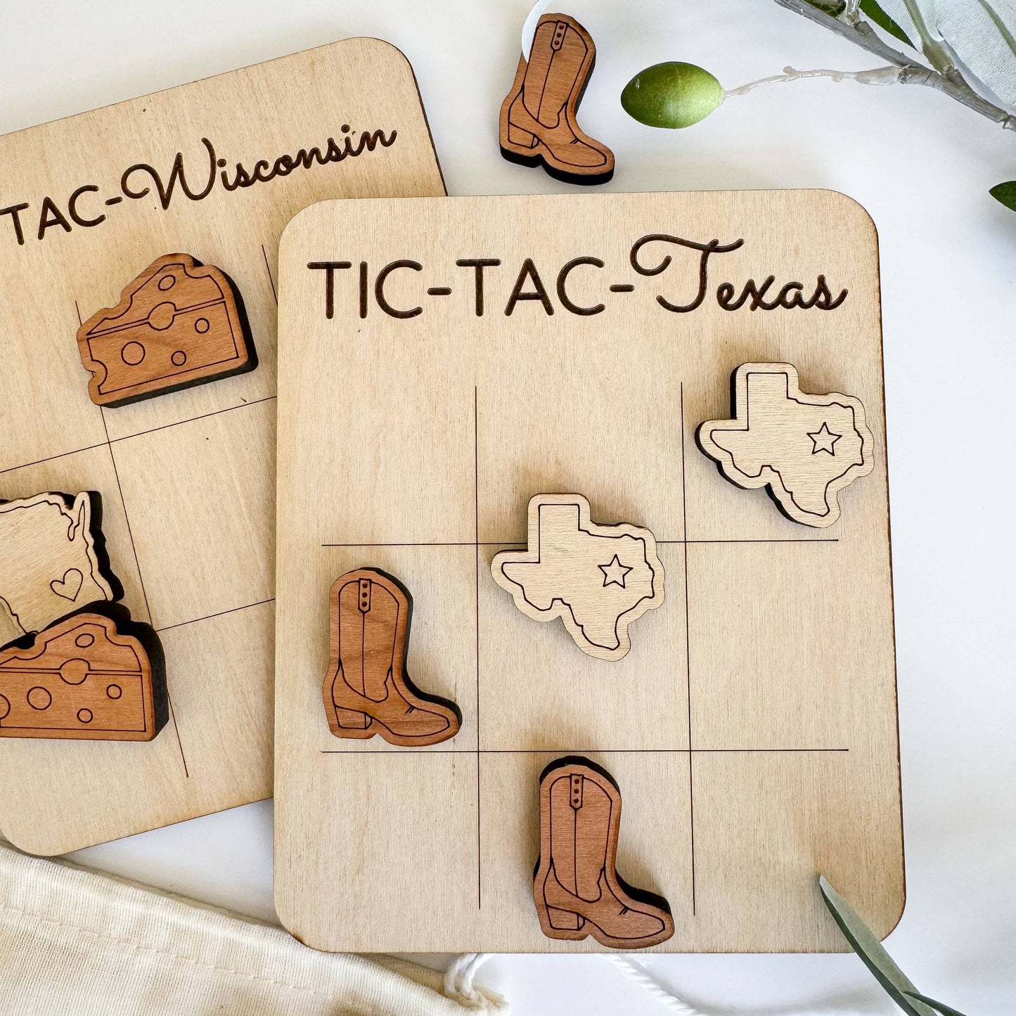 State Gift - Mini Tic-Tac-Toe Game