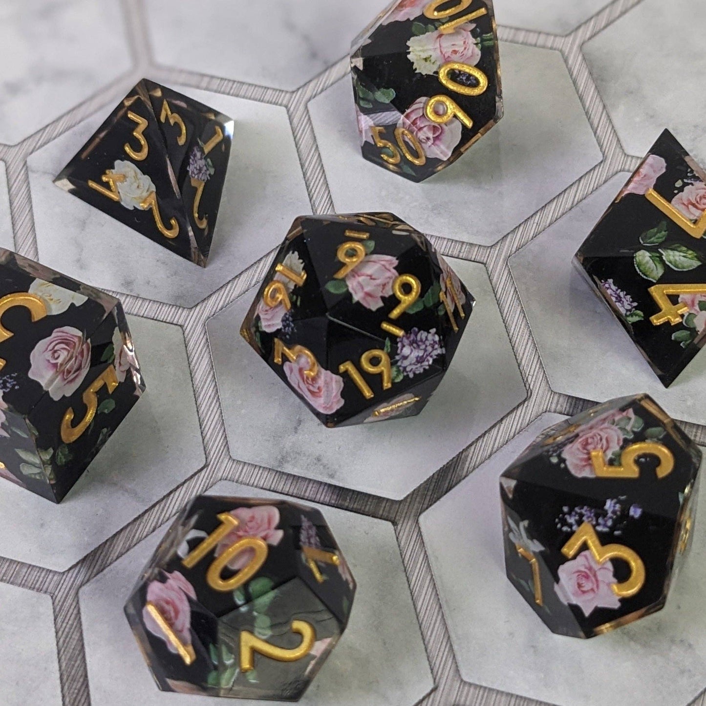 EBONWOOD - Knights Rose - 7 Piece Luxury DnD Dice Set