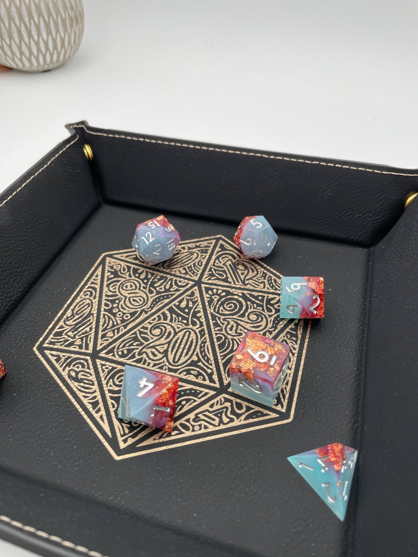 EBONWOOD - Gilded D20 Dice Tray - Vegan Leather DnD Dice Rolling Tray
