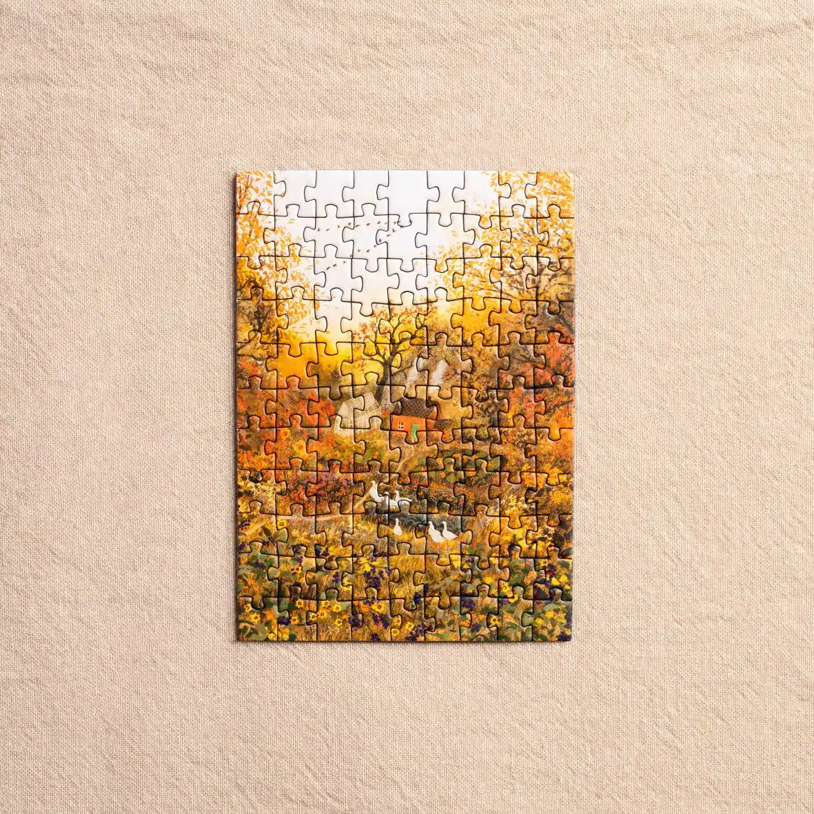 Trevell - Mini puzzle Autumn’s Embrace – La Pauz – 99 pieces