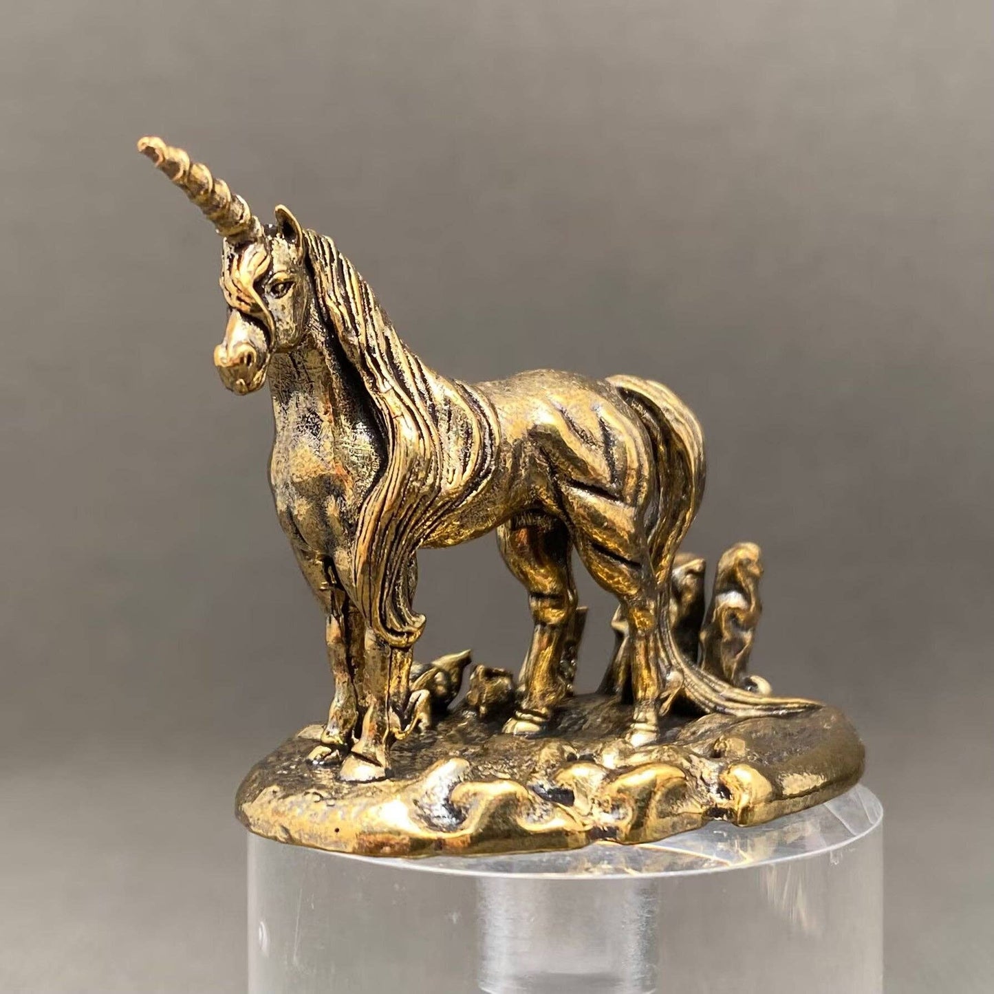 Mio Queena - Brass Unicorn Crafts Decoration Desktop Ornaments