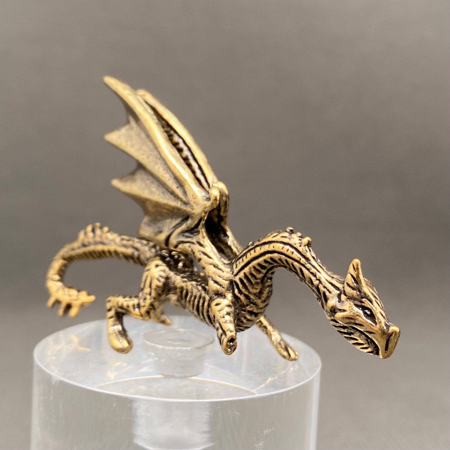 Mio Queena - Brass Dragon Crafts Decoration Desktop Ornaments