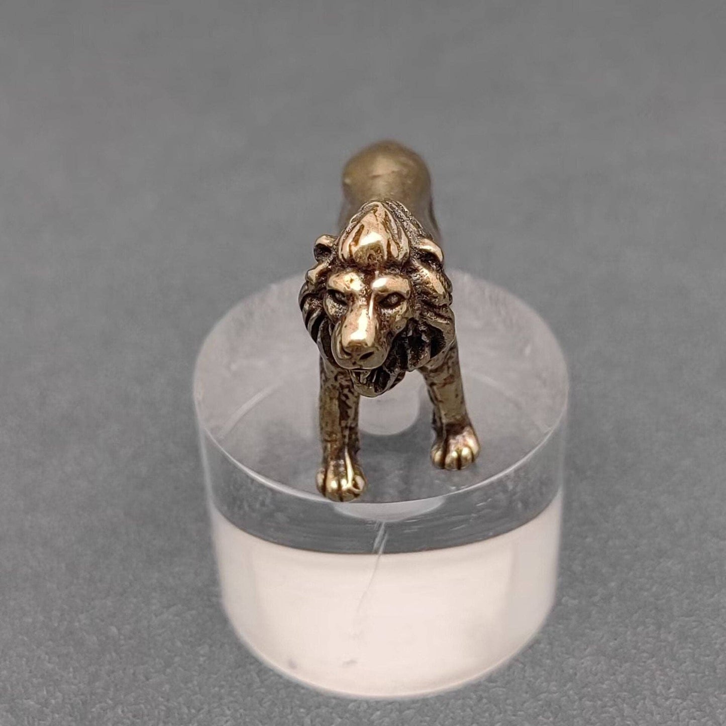 Mio Queena - Brass Lion Desktop Ornaments Decorations