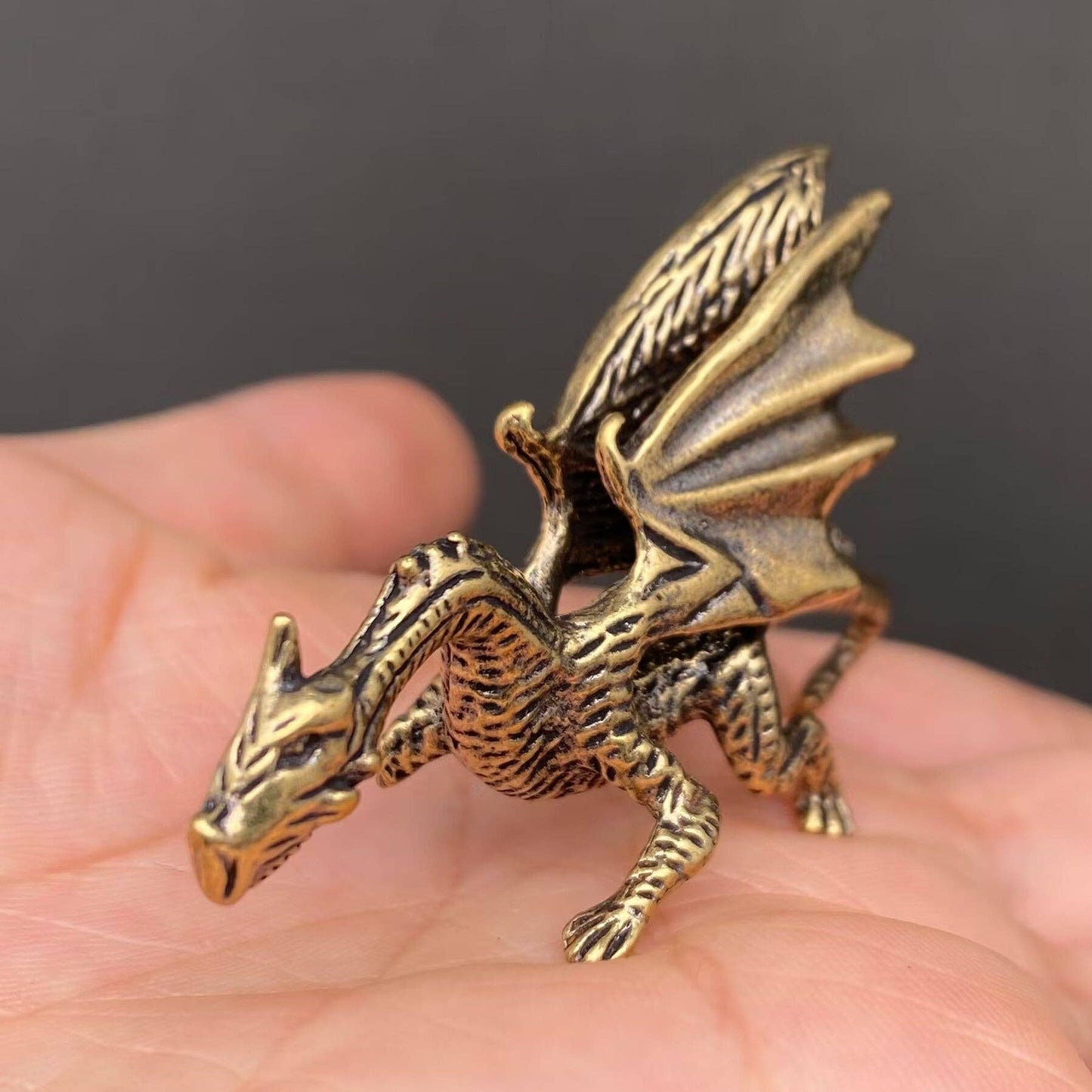 Mio Queena - Brass Dragon Crafts Decoration Desktop Ornaments