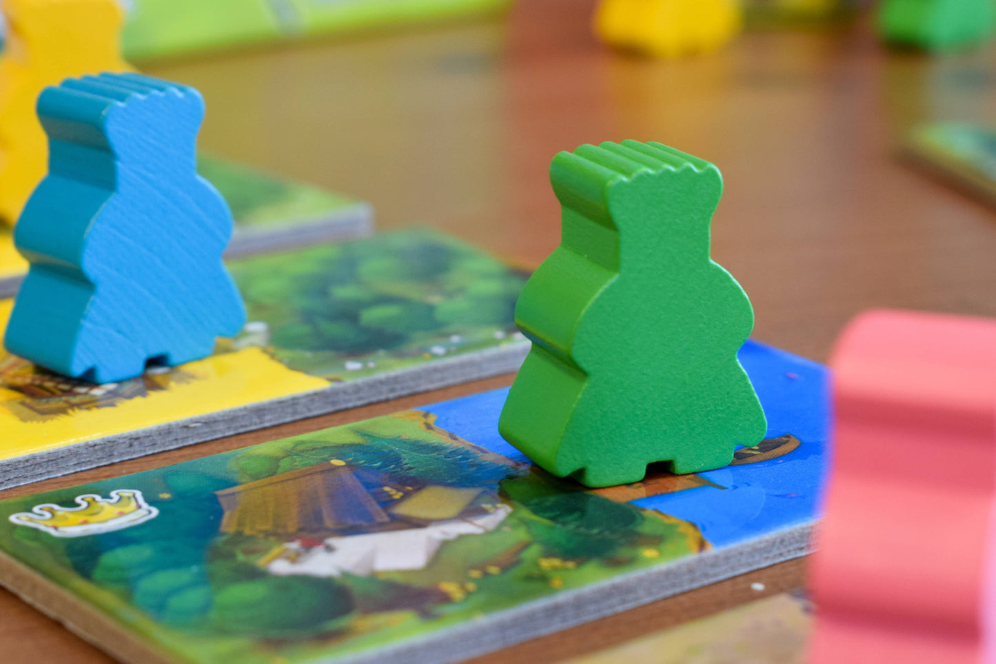 Blue Orange Games - Kingdomino : The Kingdom-Building Domino Challenge!