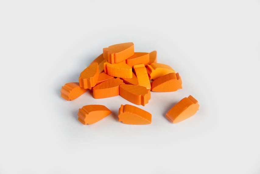 Mayday Games - 10 Carrot/Veggie Token Set (10 Wooden Tokens)